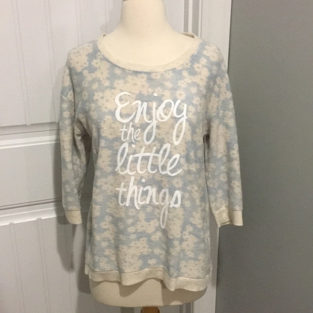 Enjoy the Little Things Graphic Top Small